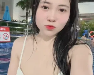 Tiktoker Nguyễn Thị Hường lộ clip live khoe lồn không lông